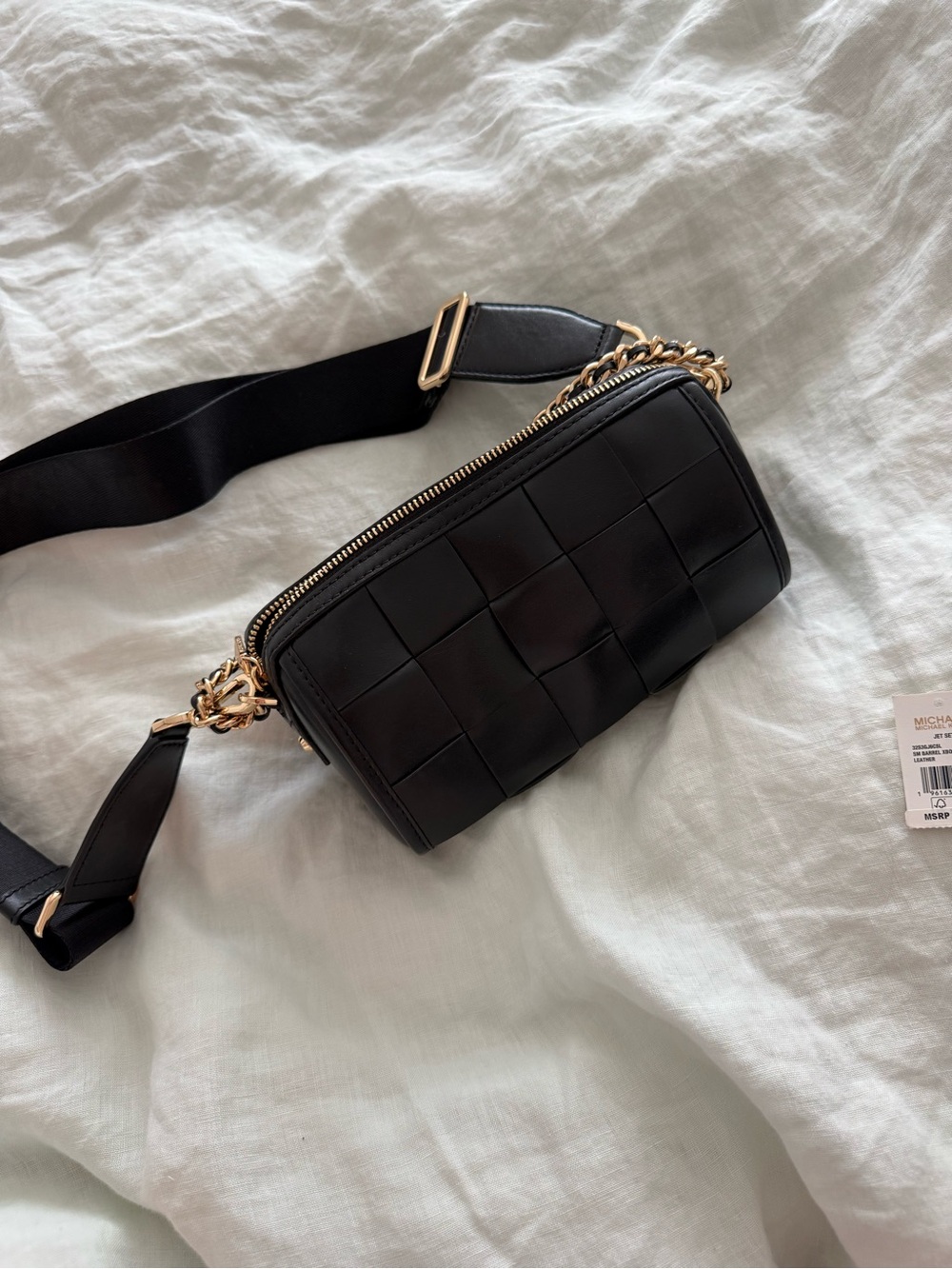 Michael Kors Jet Set woven barrel crossbody - Picture 2 of 4
